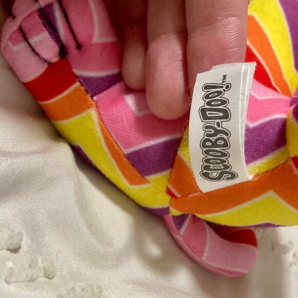 Scooby Doo Multi-Colored Plush - Picture 6 of 9